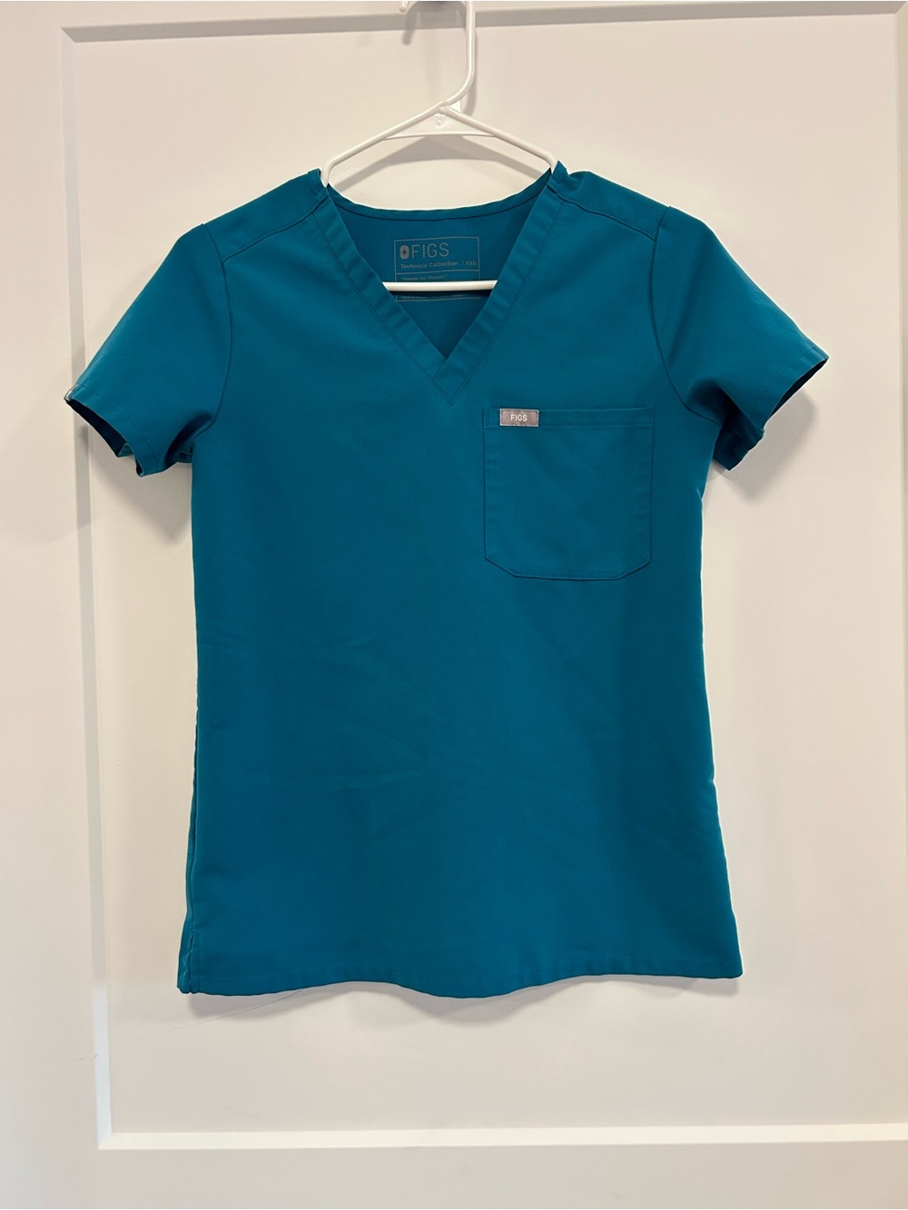 FIGS Pacific Blue Catarina One Pocket Scrub Top Size XXS